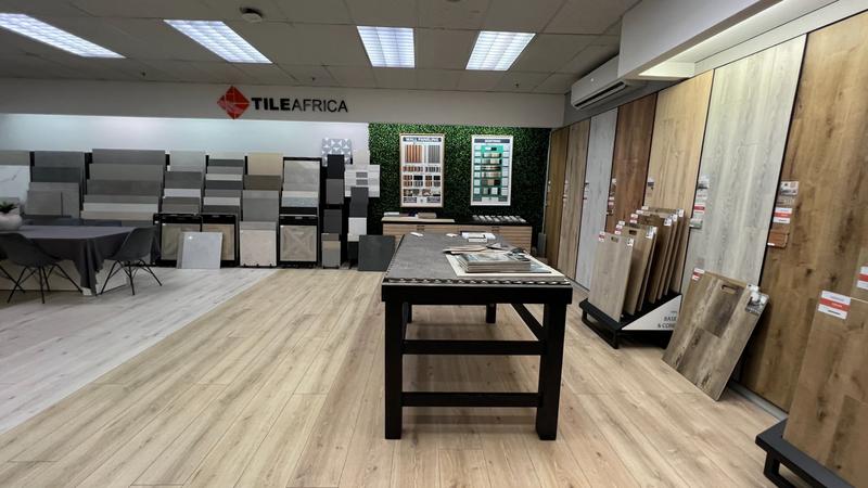 To Let commercial Property for Rent in Paarden Eiland Western Cape